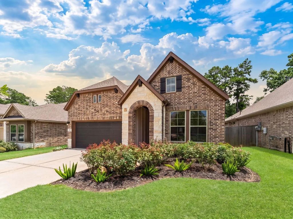 128 Winged Elm Court, Willis