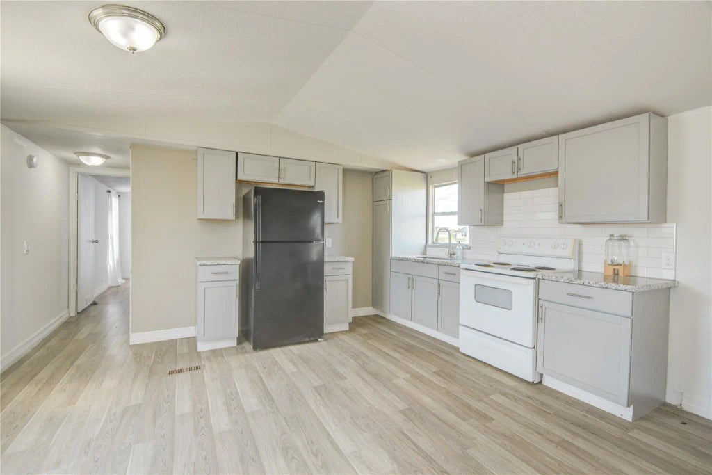 614 Road 5707, Cleveland