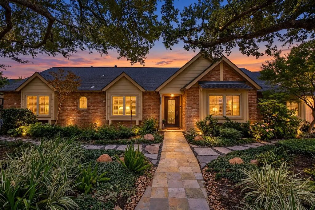 2911 Fontana Drive, Houston