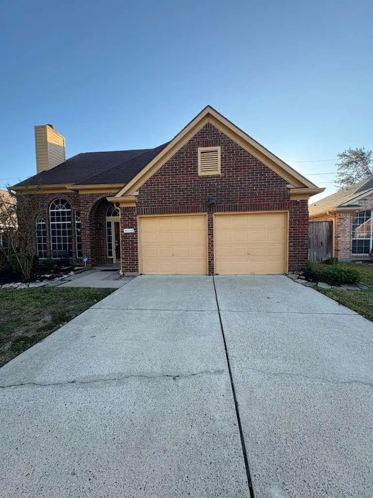 16119 Lakestone Drive, Tomball