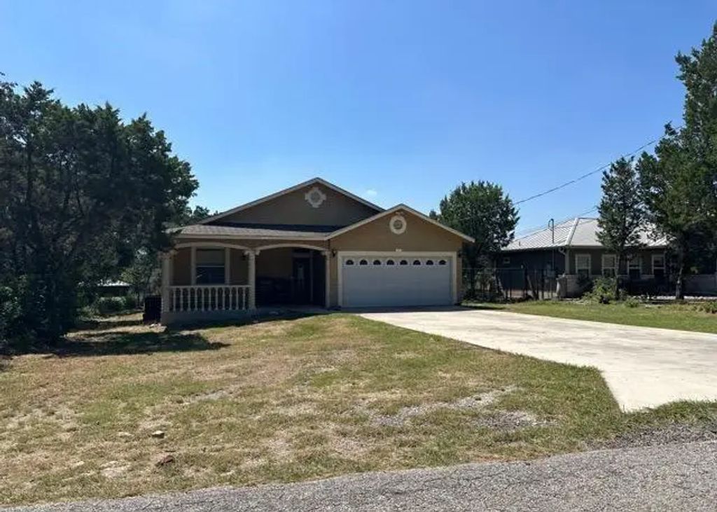 1966 Lakeview Drive, Canyon Lake