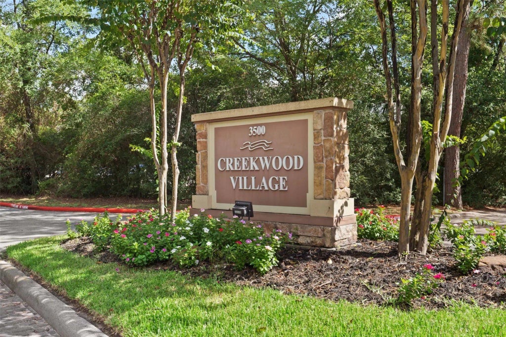 3500 Tangle Brush Drive 104, The Woodlands