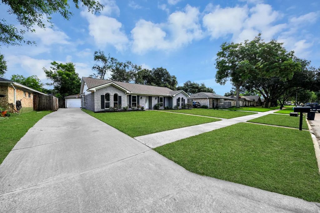 22130 Merrymount Drive, Katy