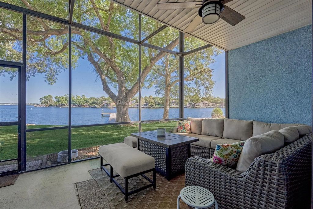 1428 Bowsprit Point, Willis