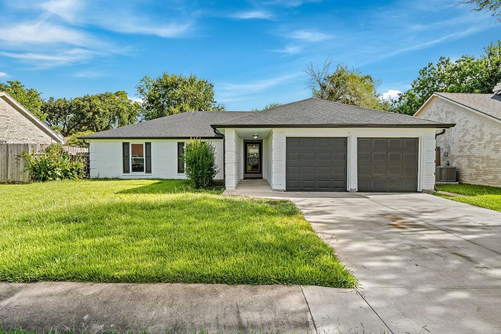 12723 Club Lane, Houston