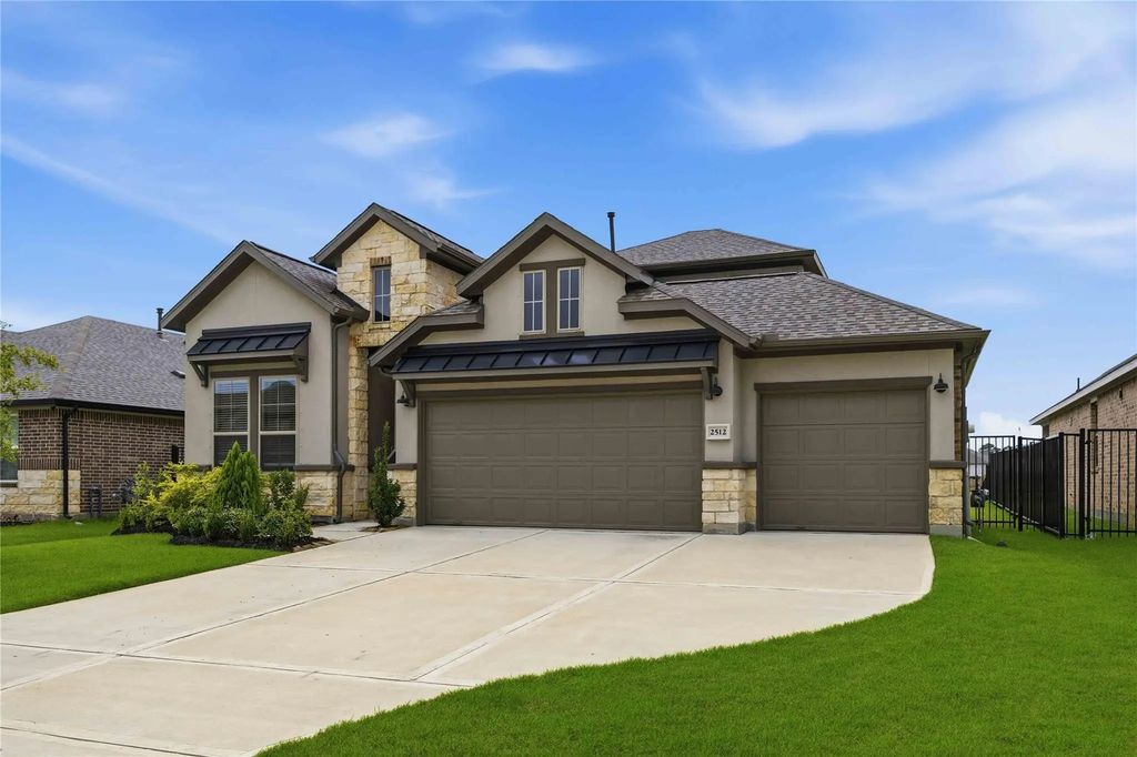 2512 Seneca Lake, La Marque