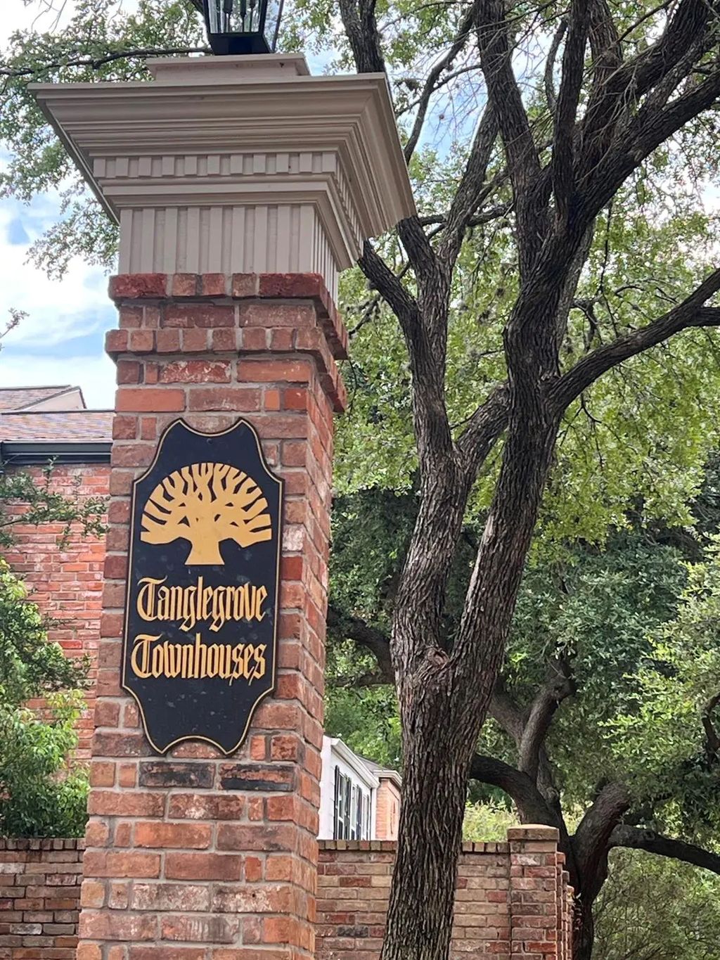 5818 Valley Forge Drive 108, Houston