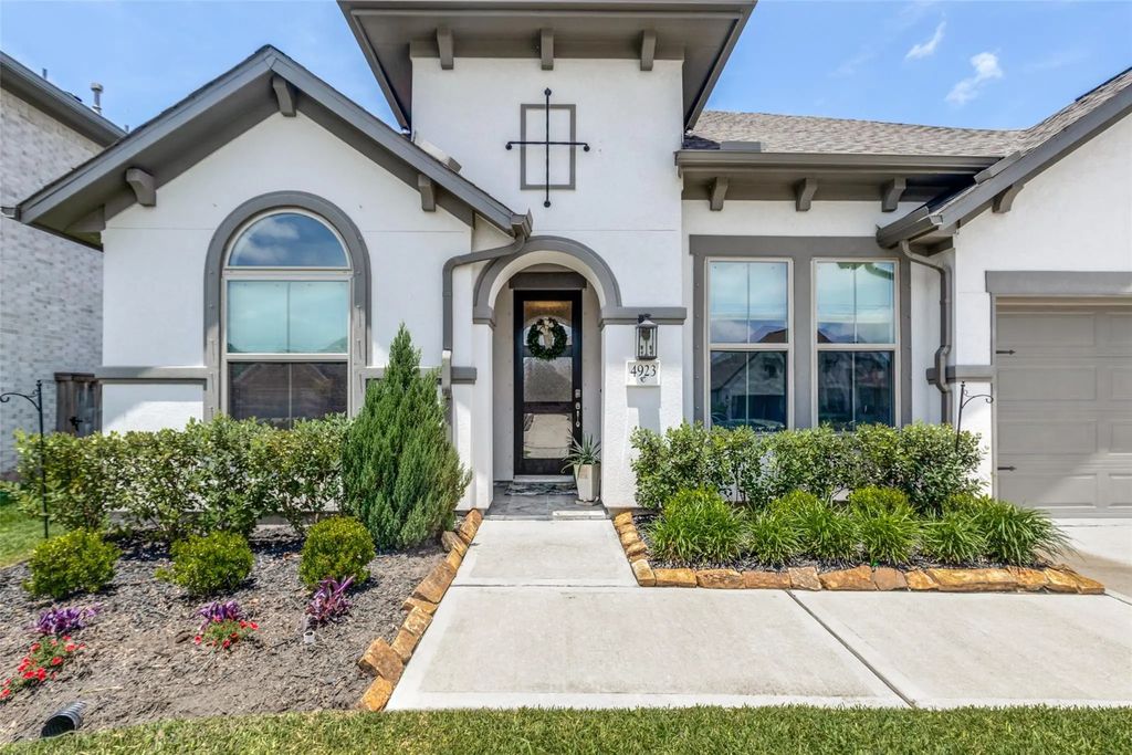 4923 Opal Sunset Court, League City