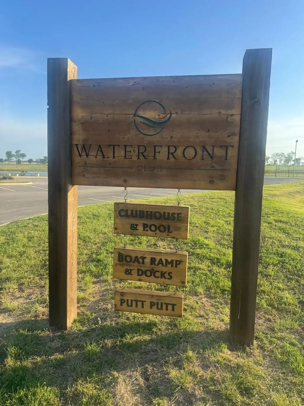 1 Water Front Clb Dr, Corsicana