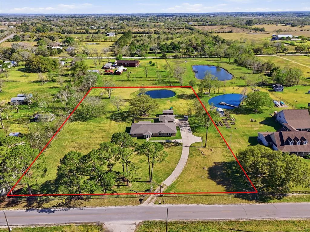 4215 County Road 182, Alvin