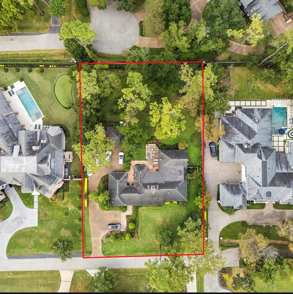 11310 Iris Lee Lane, Piney Point Village