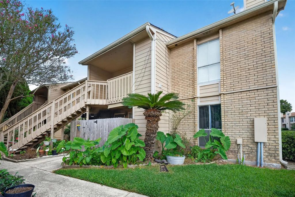 1505 Ward Road 118, Baytown