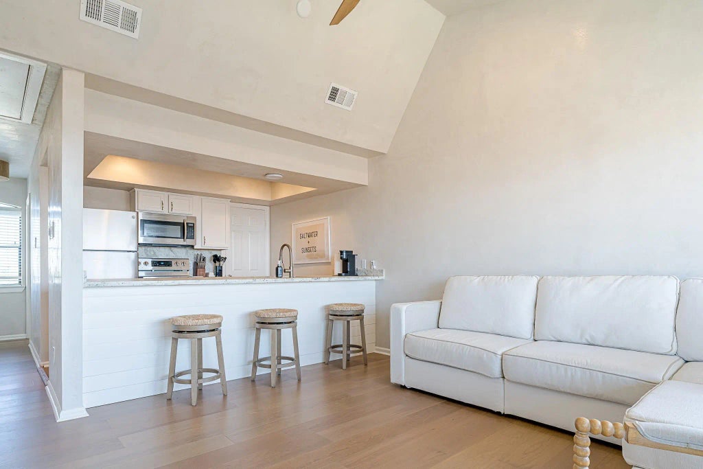 32 Dana Drive, Galveston