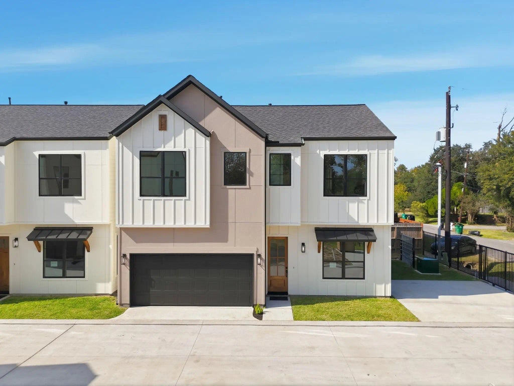 9419 E Montridge Lane, Houston