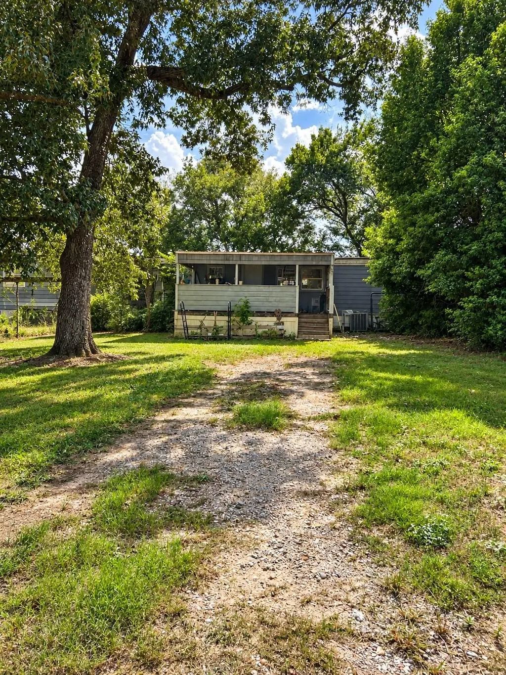 35211 W Pinehill Street, Pinehurst