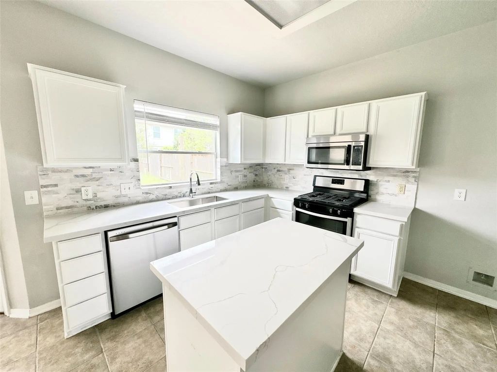 15410 Fir Woods Lane, Cypress
