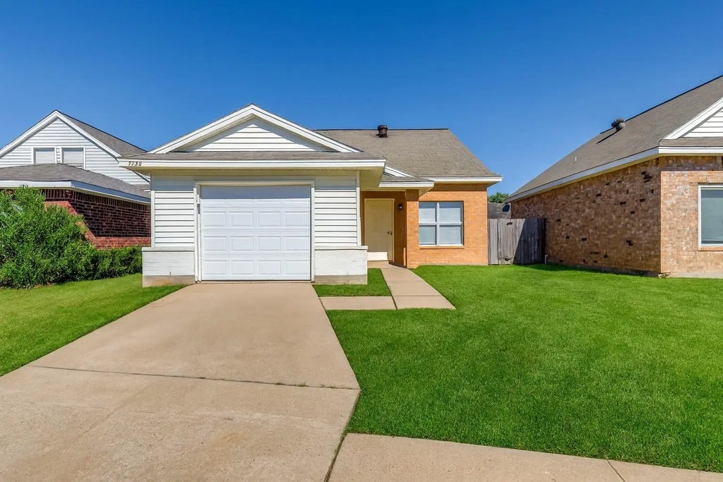 7732 Ellis Drive, Missouri City