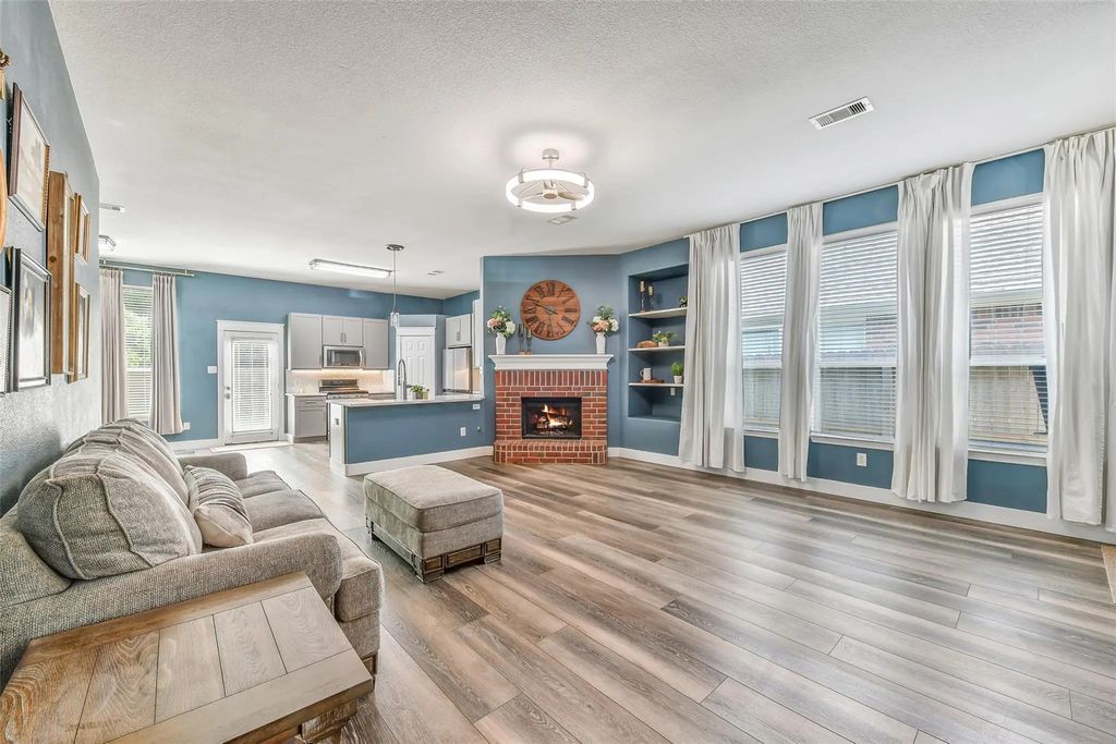 994 Jefferson Street, Alvin