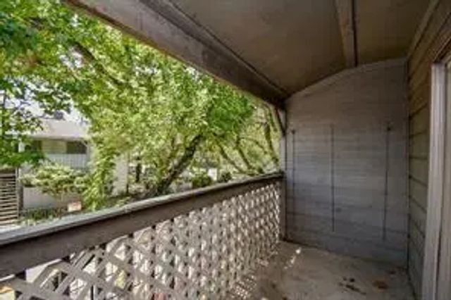 7200 Clarewood Drive 209, Houston