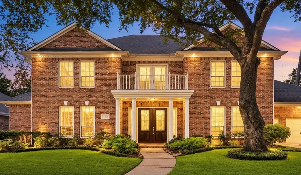 3302 Woodbrook Lane, Sugar Land
