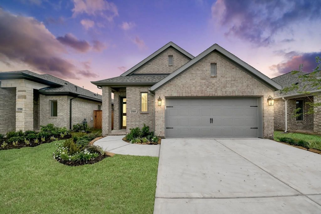 27315 Scarlet Paint Brush Drive, Hockley
