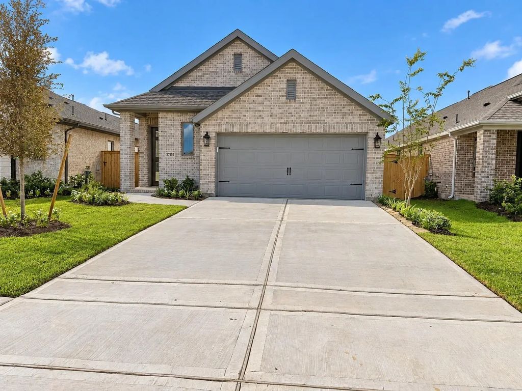27315 Scarlet Paint Brush Drive, Hockley