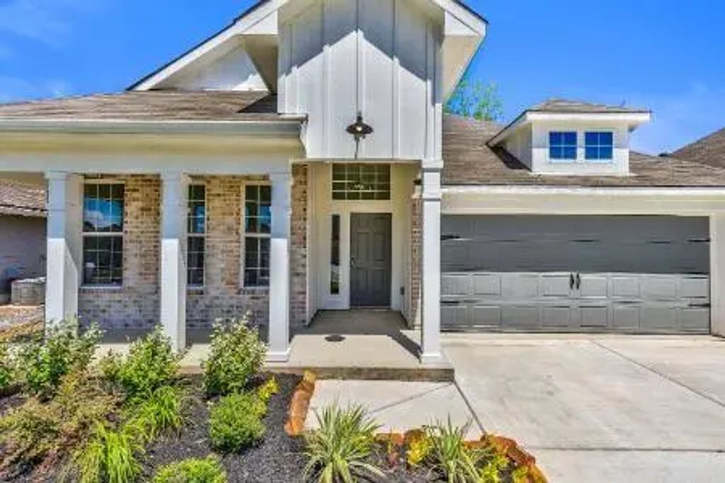 305 Rockbridge Drive, Huntsville