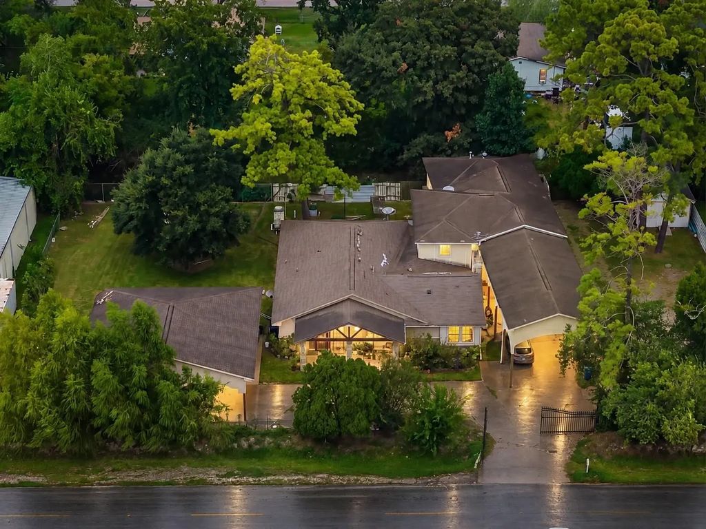 2127 Maurine Street, Houston