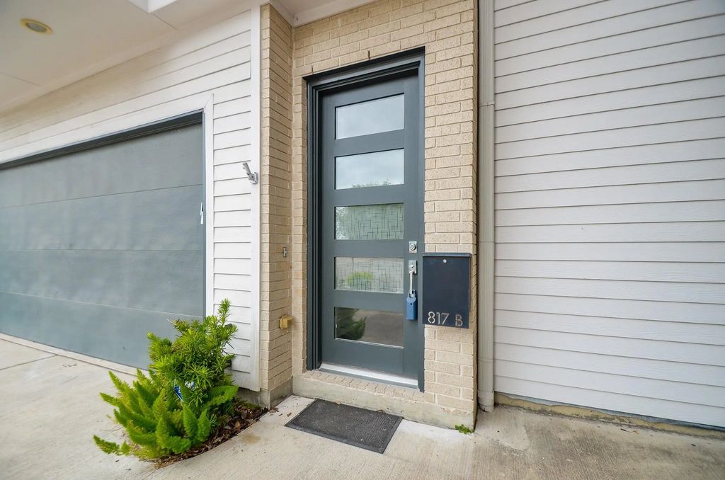 817 Delano Street B, Houston