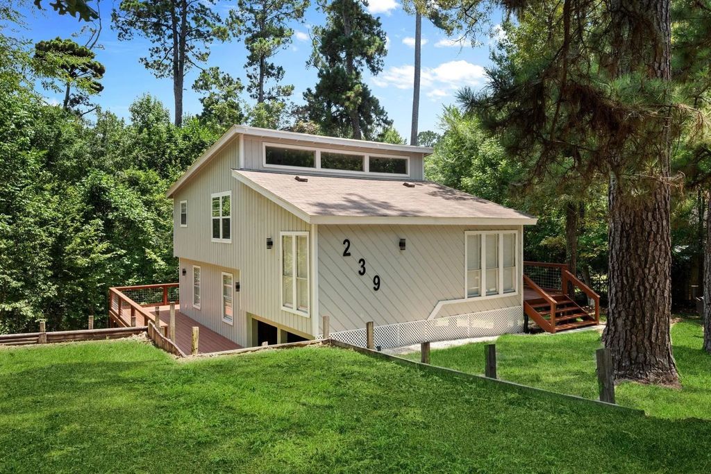 239 White Oak Hills, Livingston