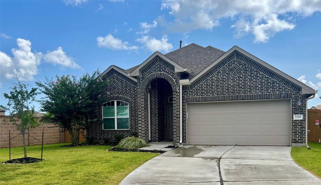 13201 Anchor Isle Court, Texas City