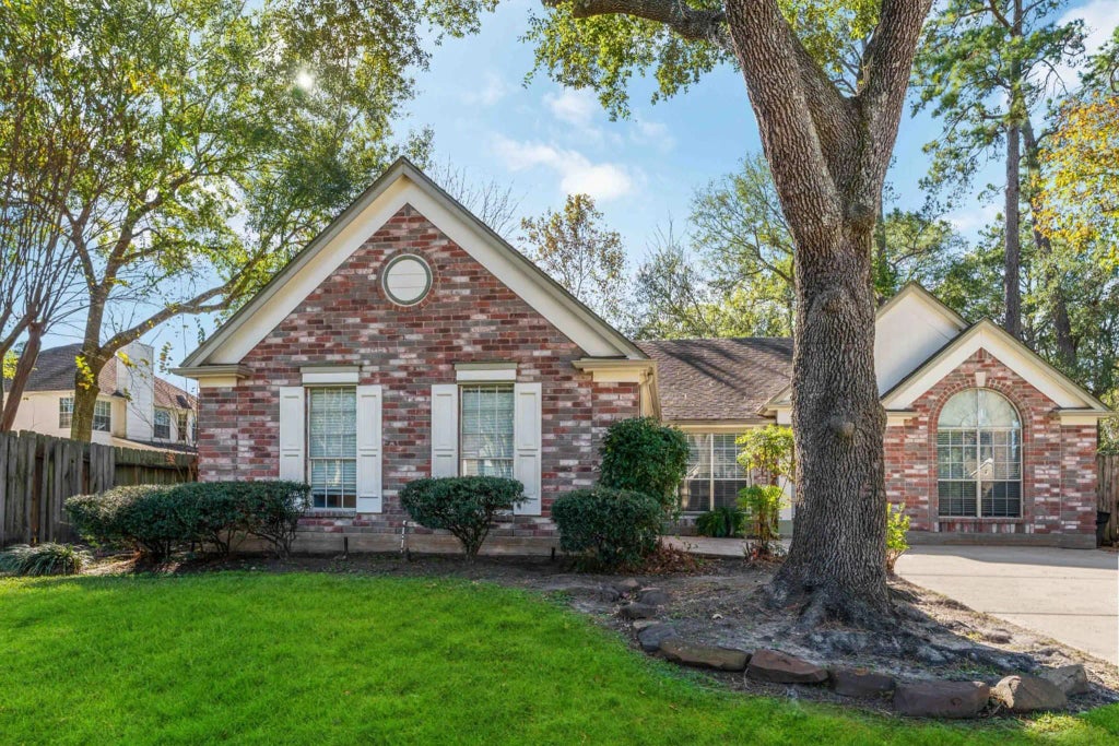 19927 Teller Boulevard, Spring