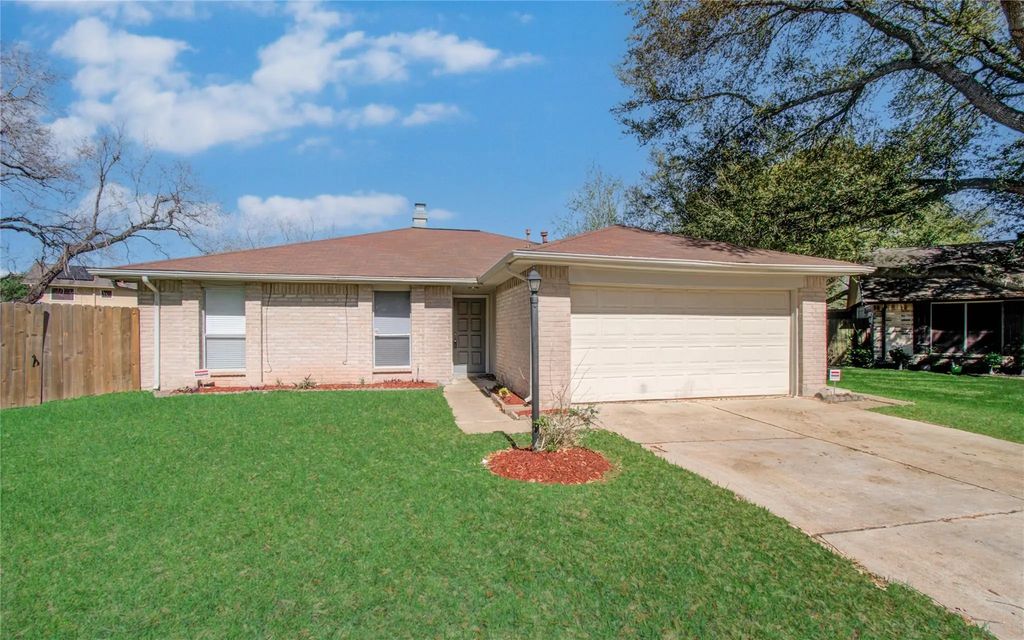 2702 Fir Crest Court, Stafford