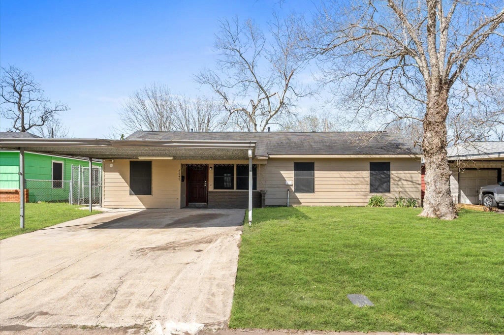 5647 Belmark Street, Houston