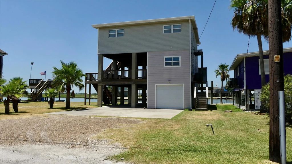 58 Lakeside Drive, Hitchcock