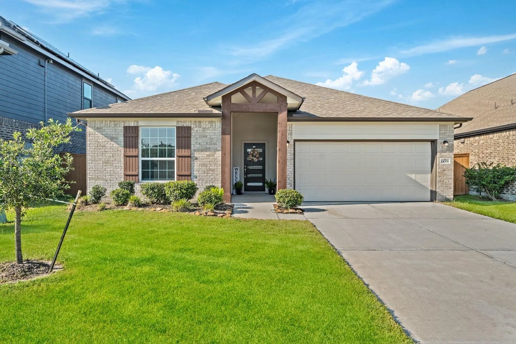 13006 Oleander Bay Ln, Texas City