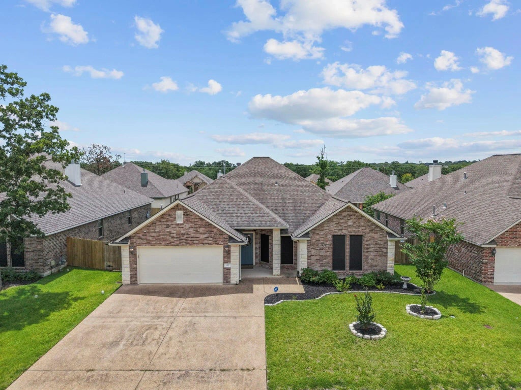 1212 Brunswick Court, College Station