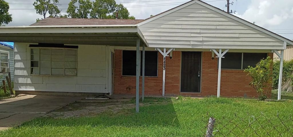 4423 Holloway Drive, Houston