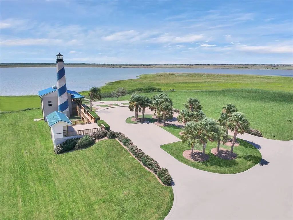 3011 Palm Coast Lane, Palacios