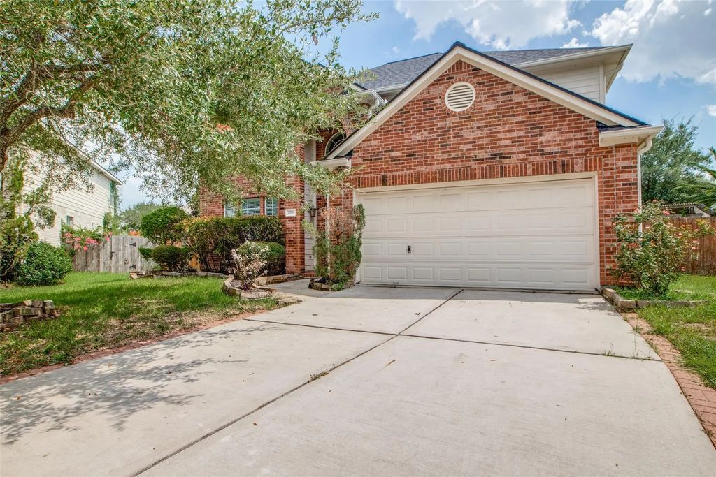 2709 Sunhill Court, Pearland