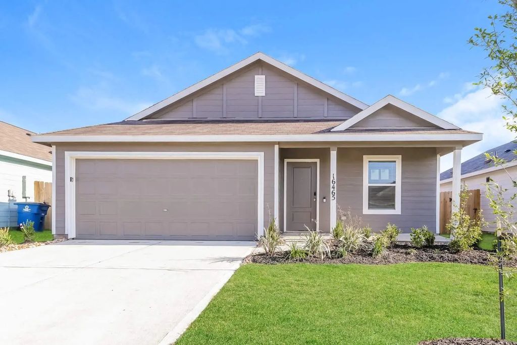 16465 Blossom Grove Drive, Conroe