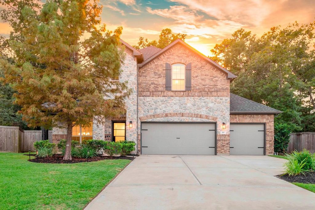 201 Rose Gum Court, Willis