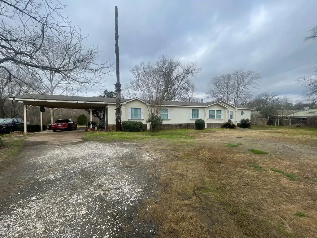 5025, 5027, 5029 Skinner Lane, Richmond