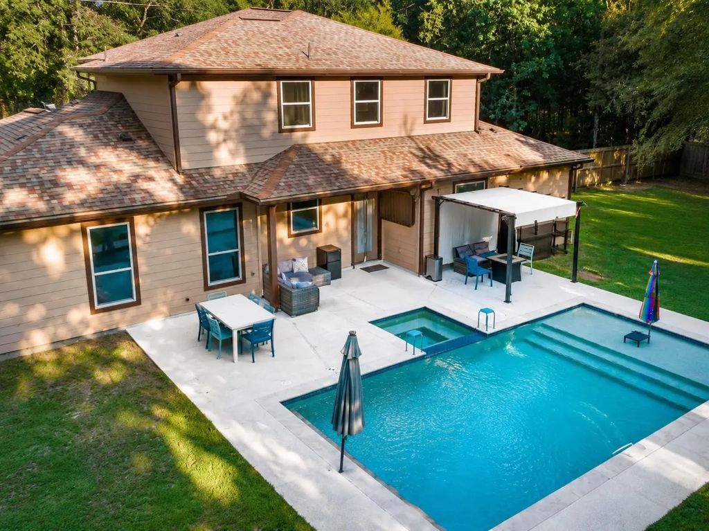 40211 Garwood Court, Magnolia