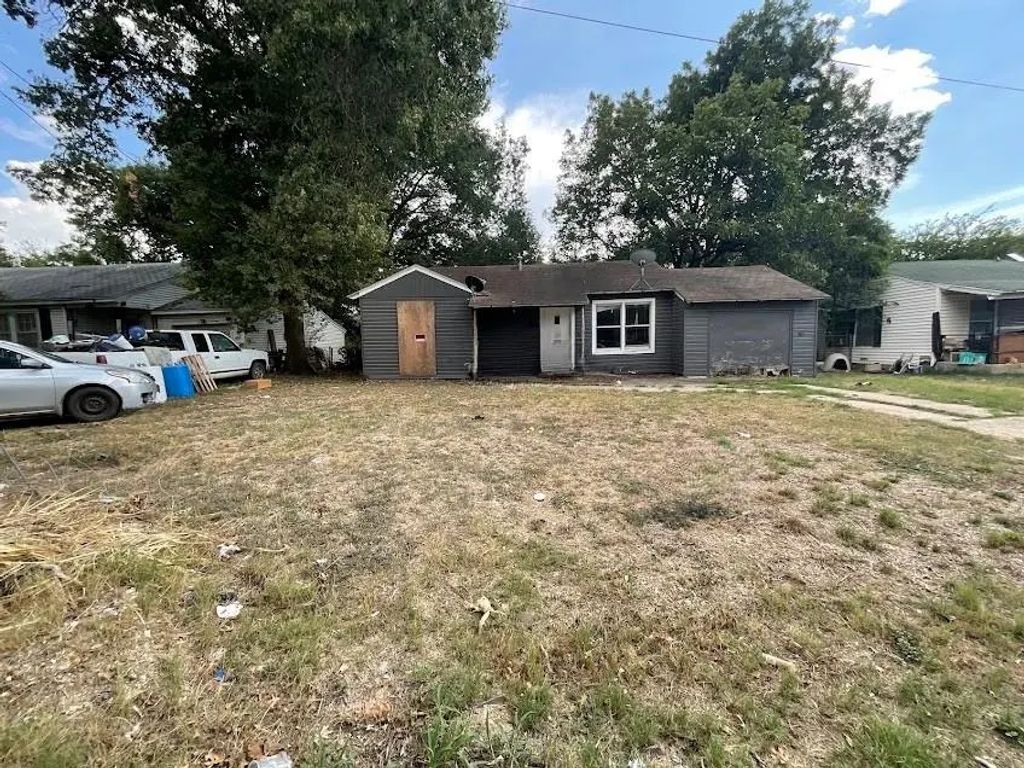 312 Mistletoe Drive, Marlin