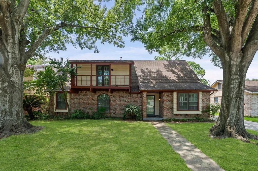 11914 Meadowtrail Lane, Meadows Place