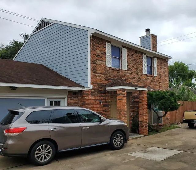 9201 Carousel Lane A, Houston
