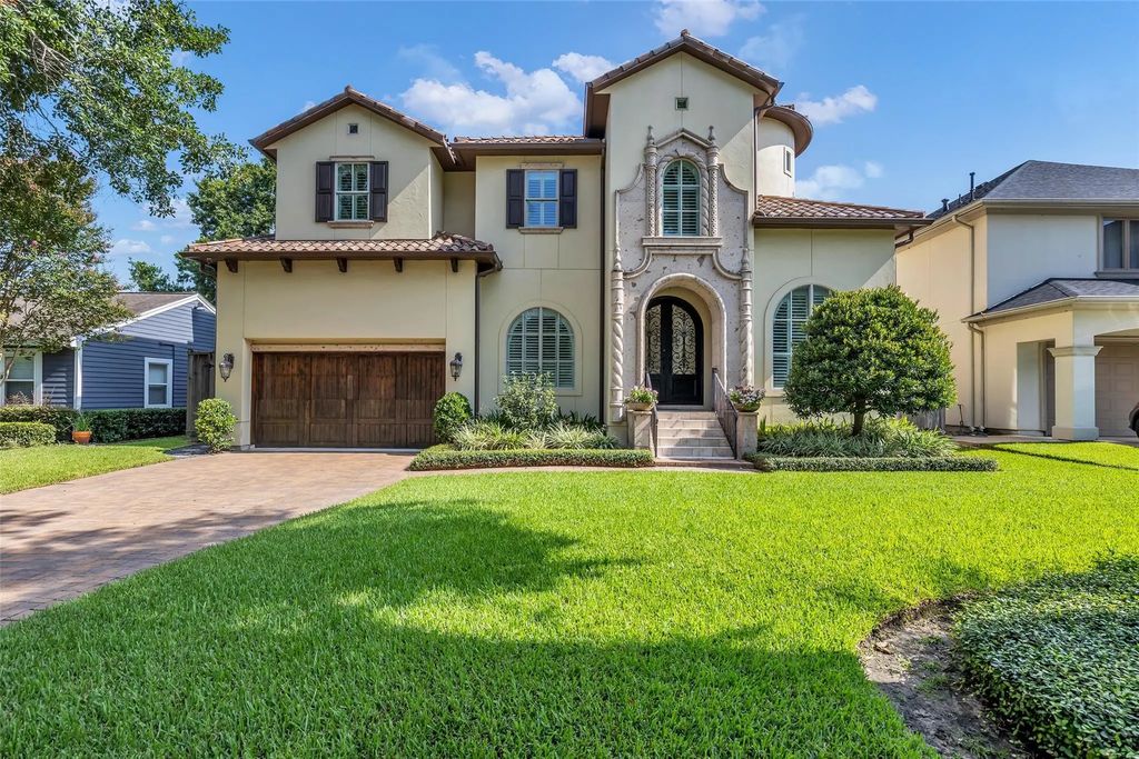 4608 Maple Street, Bellaire