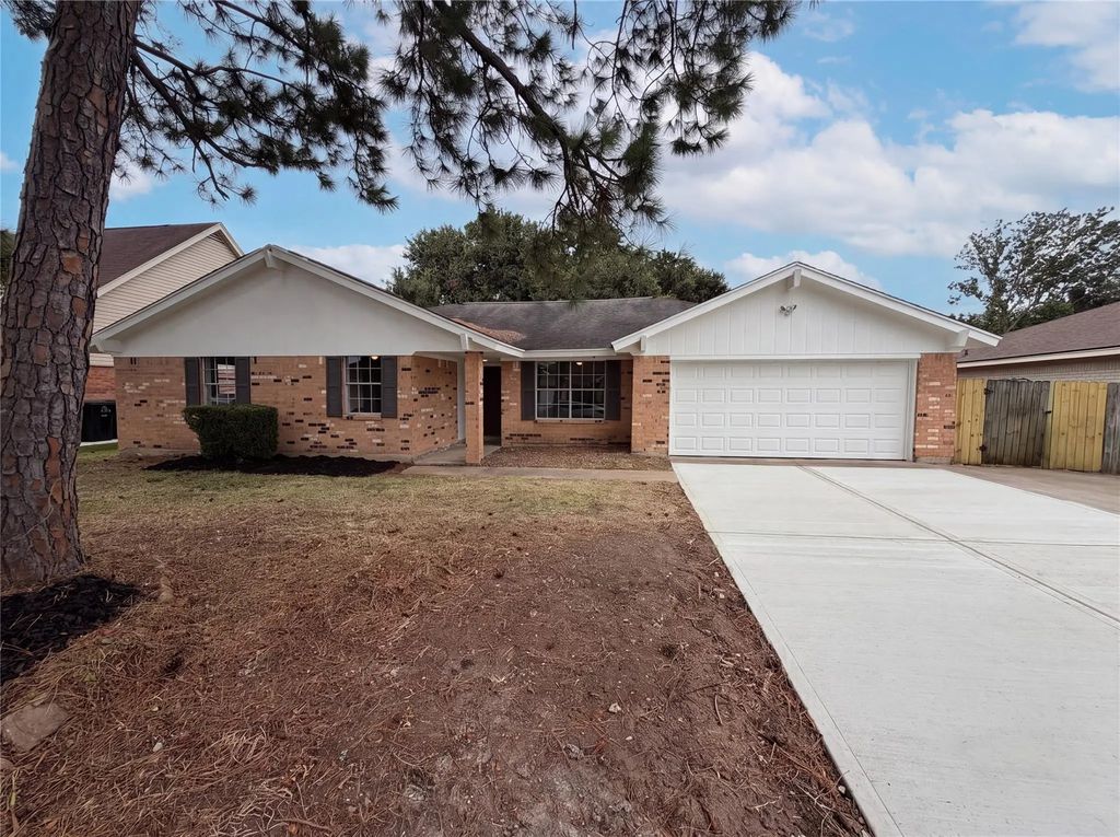 912 S 23rd Street, Nederland