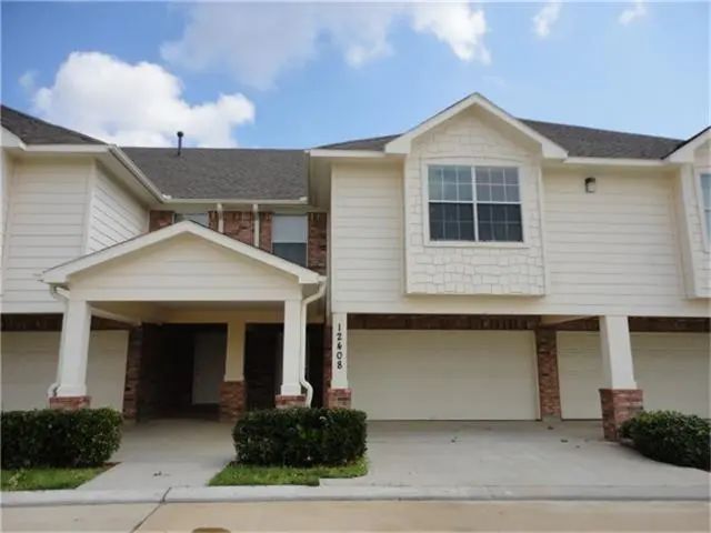 12418 Sunlit Wood Way, Houston